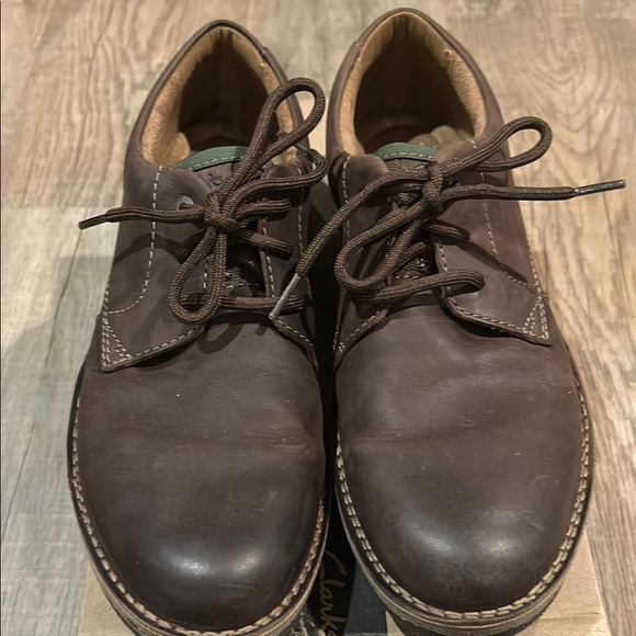 Clarks Men's Dark Brown Leather Oxfords Size 11 - Picture 1 of 6